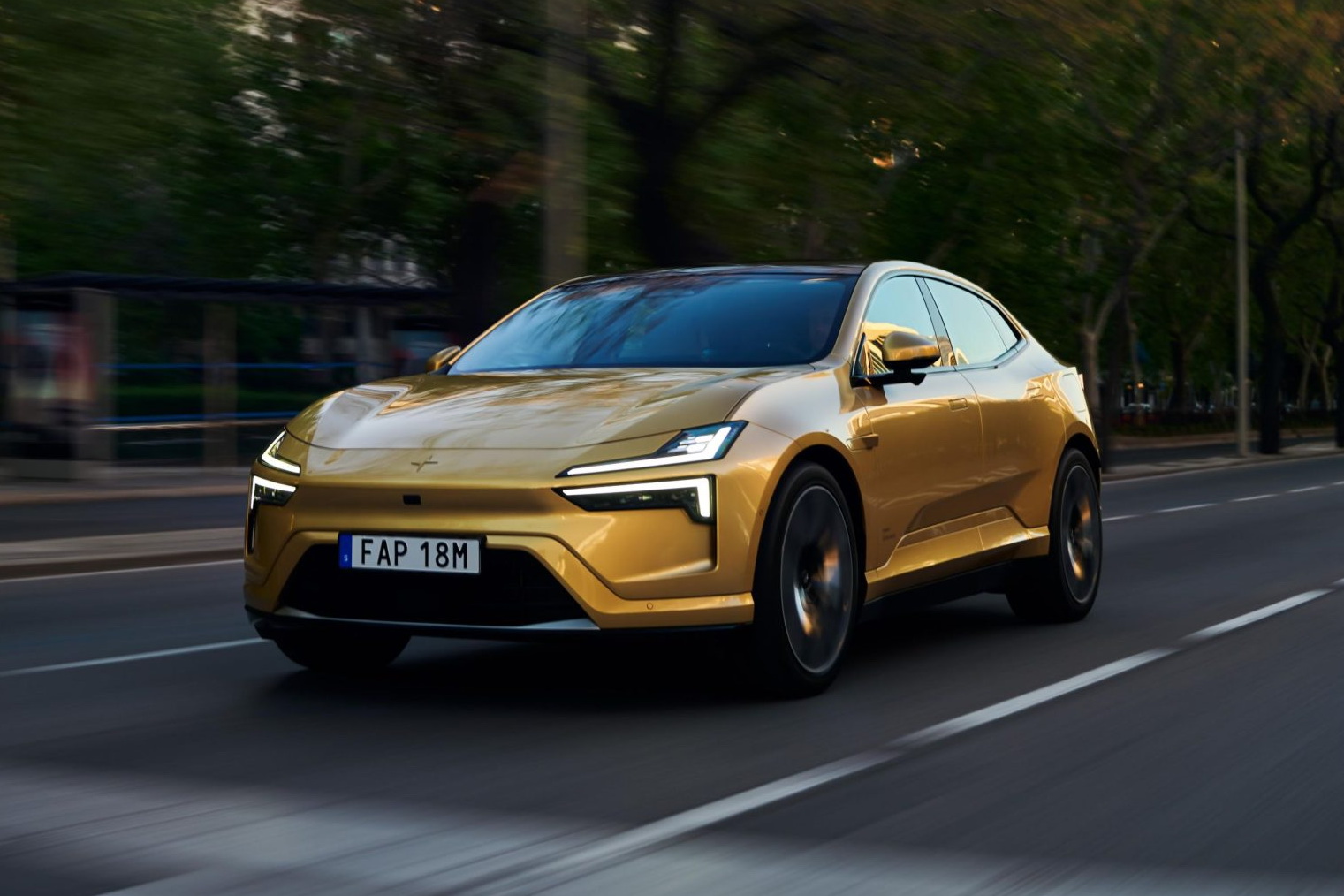 polestar 4 2.jpg