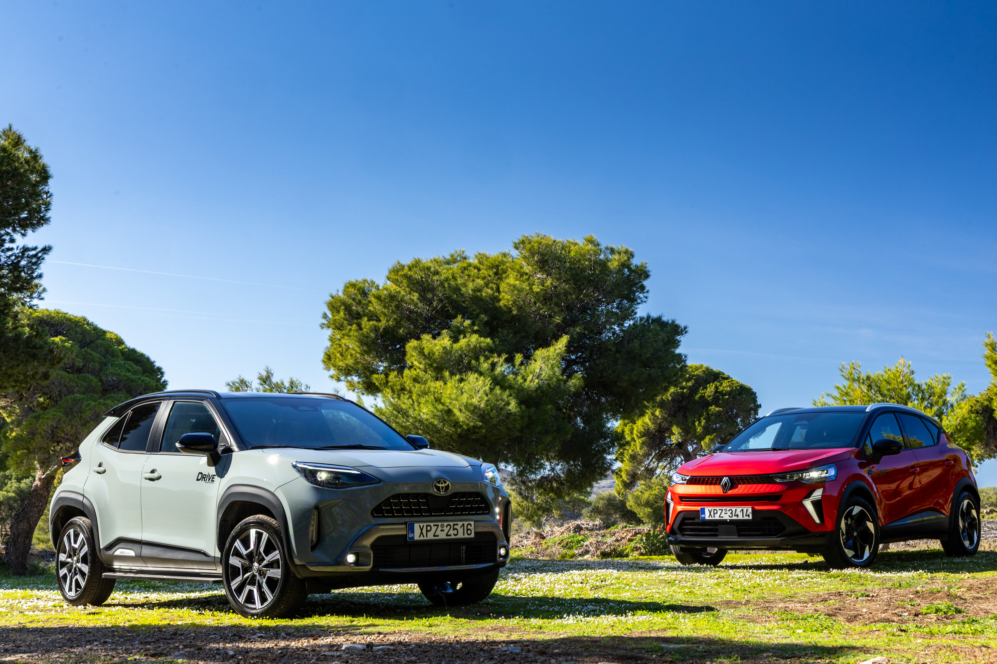 test drive renault captur full hybrid e tech vs toyota yaris hybrid 130.jpg