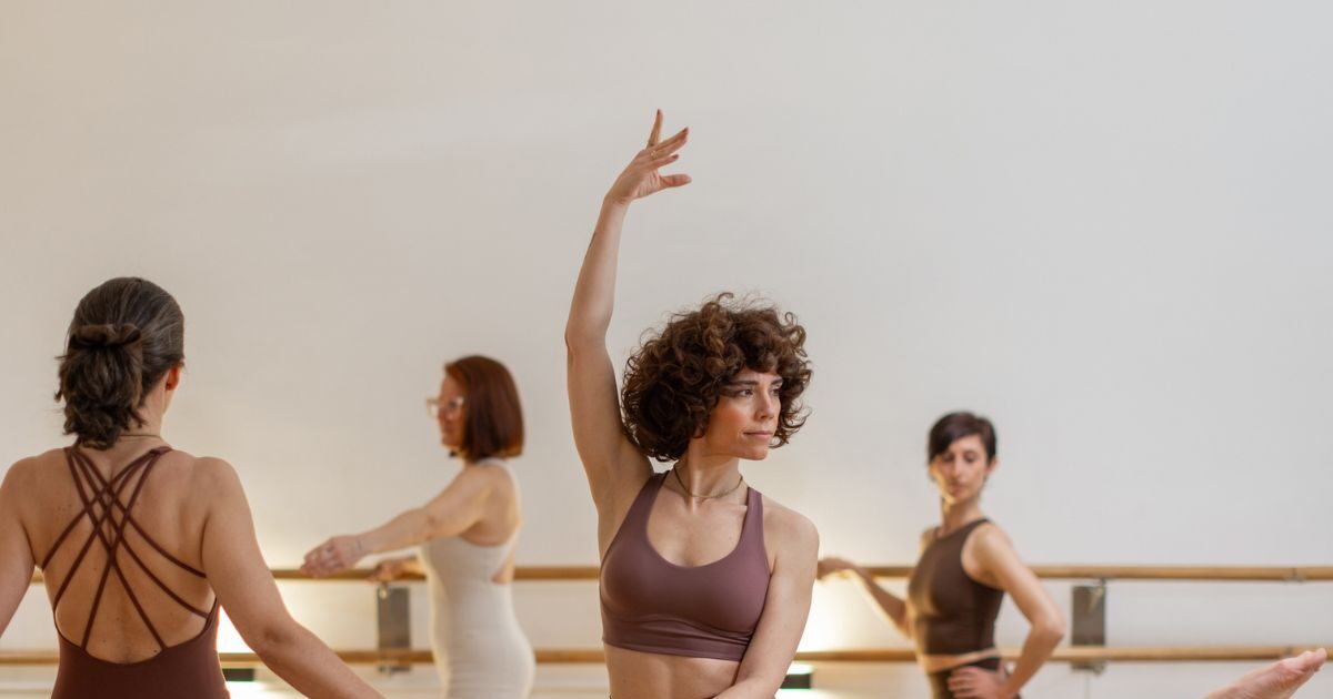 barre workout 1 1200x630.jpg