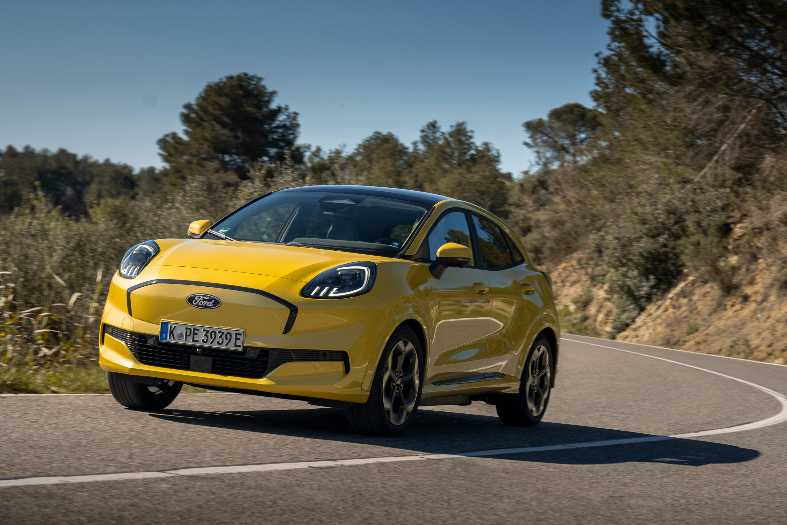 ford puma gen e 01 1.jpg