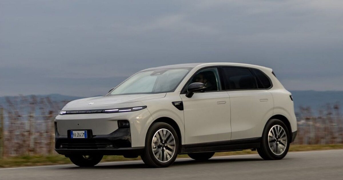 leapmotor b10 hybrid ev 1200x630.jpg
