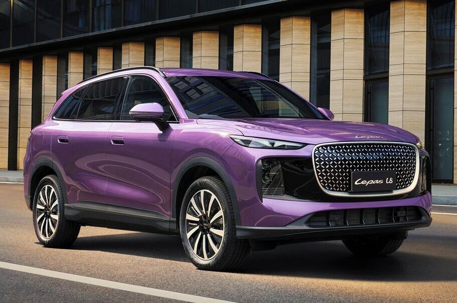 lepas l8 front 3 4.jpg