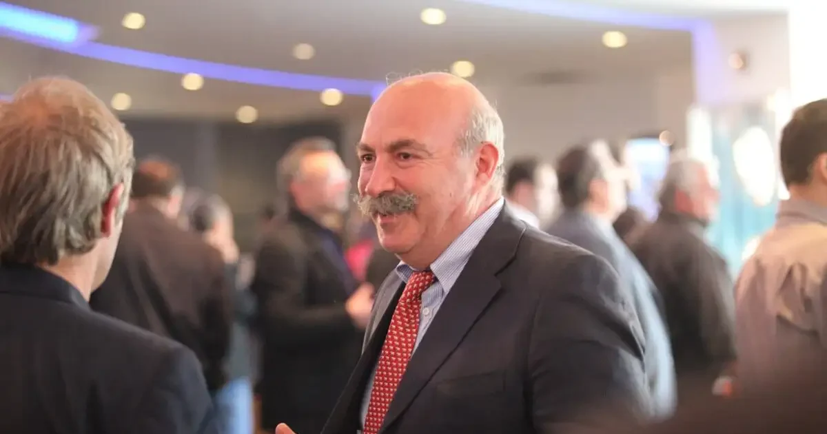 mavrikis 1200x675 1 1200x630.webp.webp