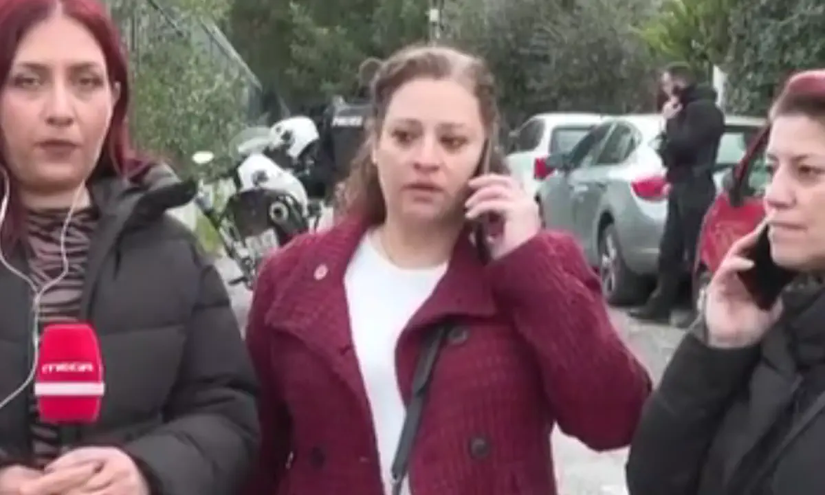 skavoun sxoleio apousies.webp.webp