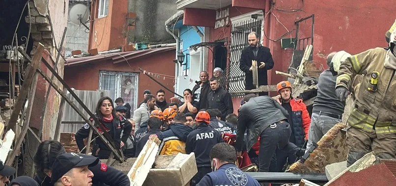 806x378 son dakika istanbul fatihte 2 bina coktu yaralilar var 1774173723926.webp.webp