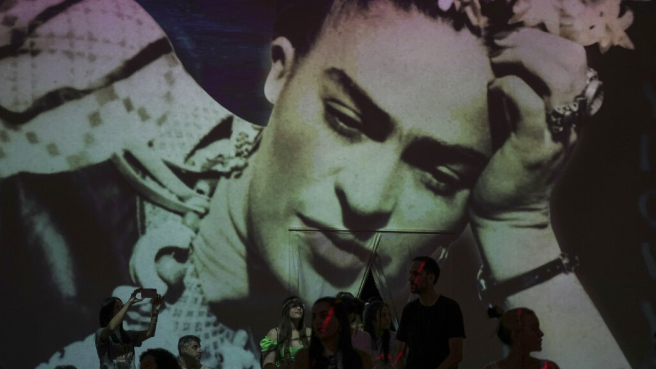 apfridakahlo.jpg