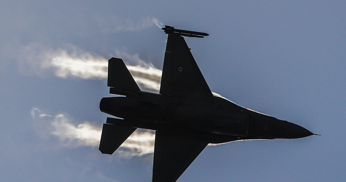 f16 1200x630.jpg