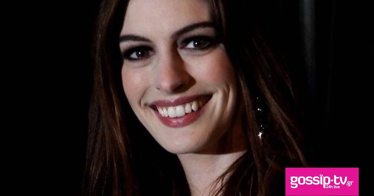 johnny depp anne hathaway alice in wonderland world premiere 10 og.jpg