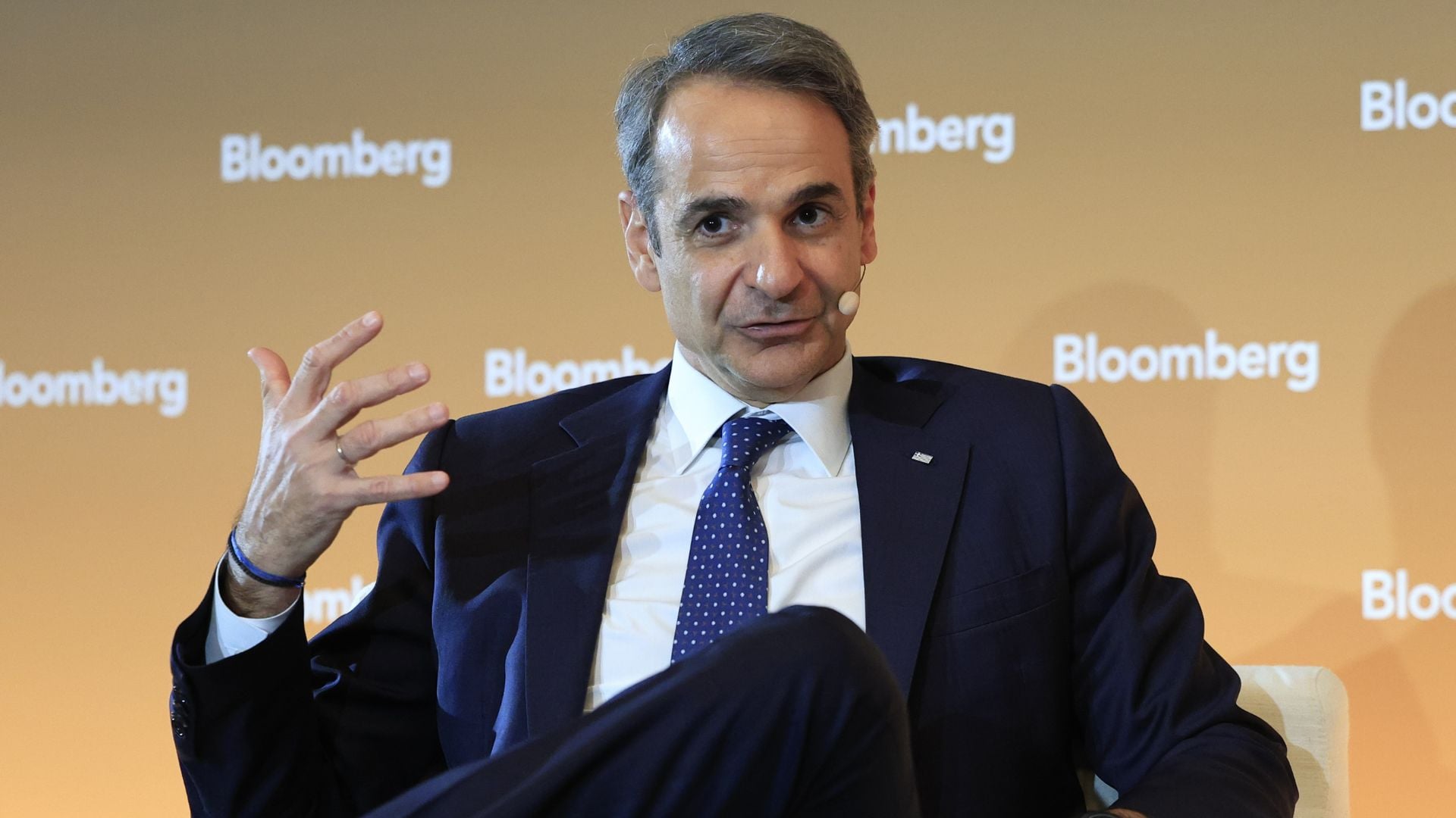 mitsotakis bllomberg 09 new.jpg