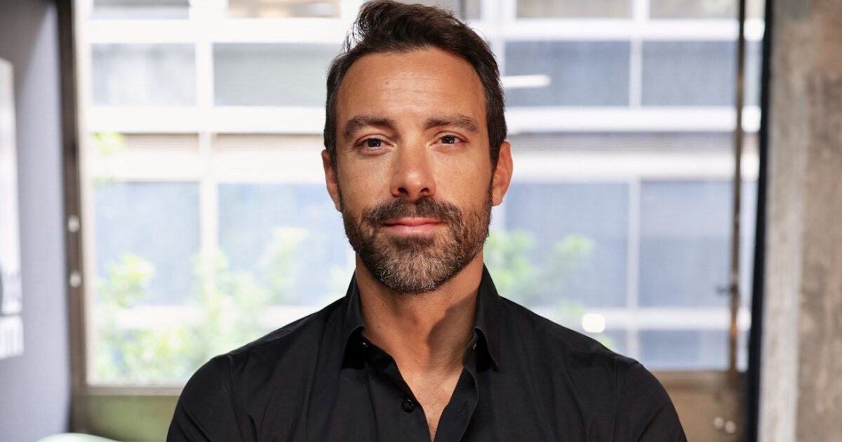 sakis tanimanidis 1200x630.jpg