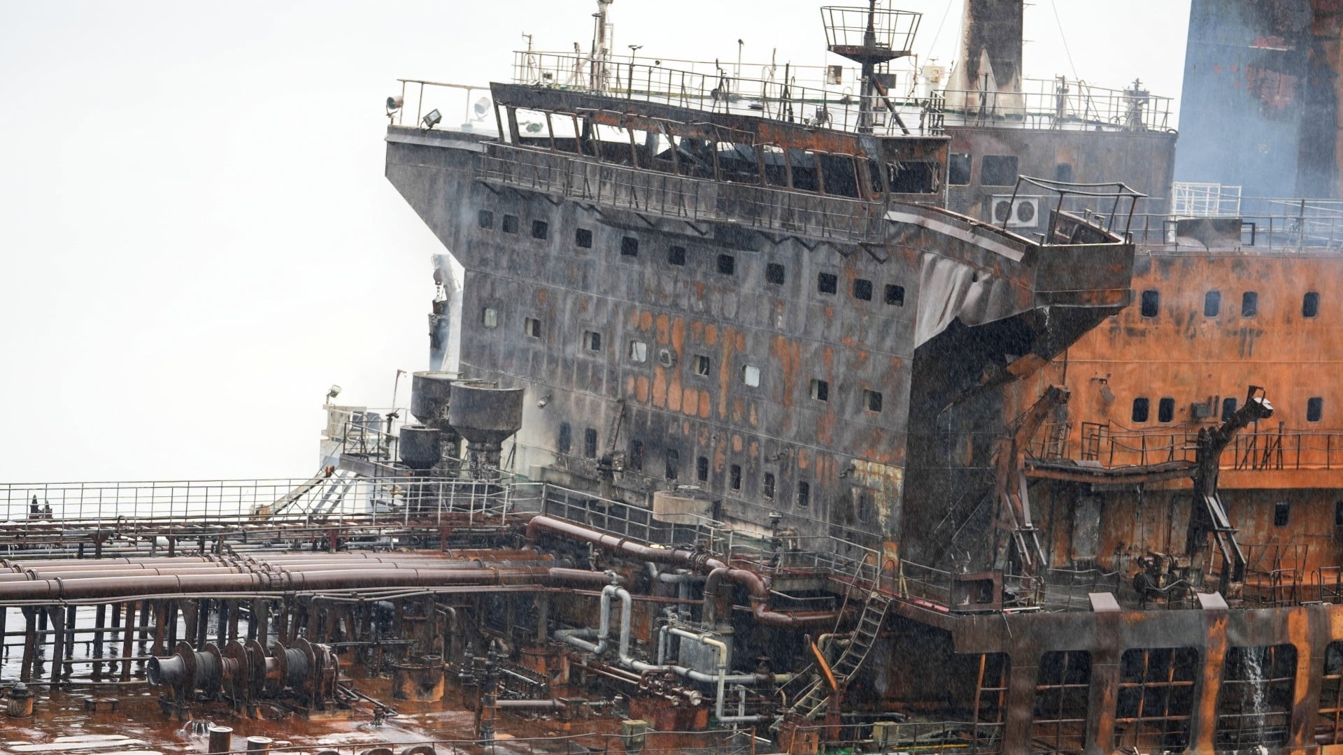 tanker starit hormuz.jpg