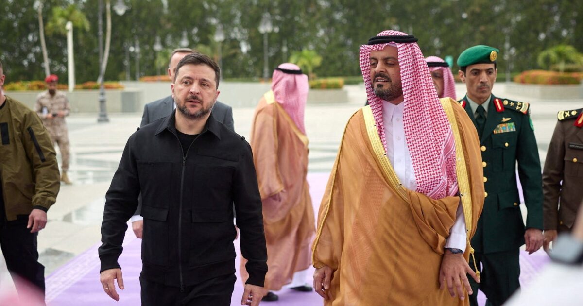 volodymyr zelenskiy prince saud bin mishaal bin abdulaziz reuters 1200x630.jpg