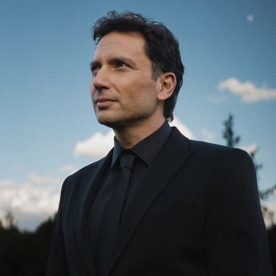 dimitris kanellos to sagapo misosvismeno.jpg