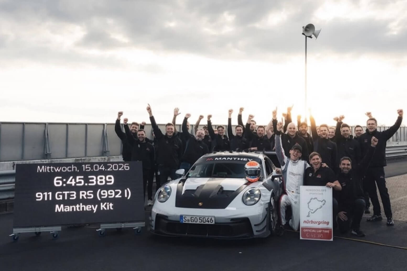 bad news for the chevy corvette zr1x the porsche 911 gt3 rs is also faster at the nurburgring 268727 1.jpg