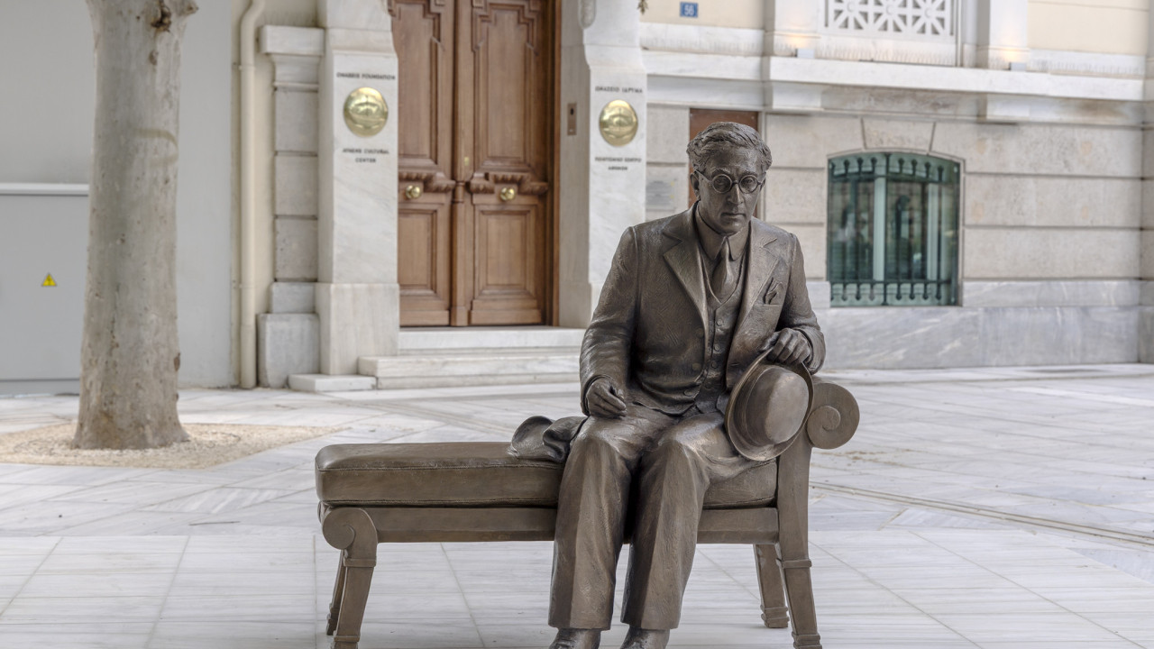 cavafy statue s9a7525cstelios tzetzias.jpg