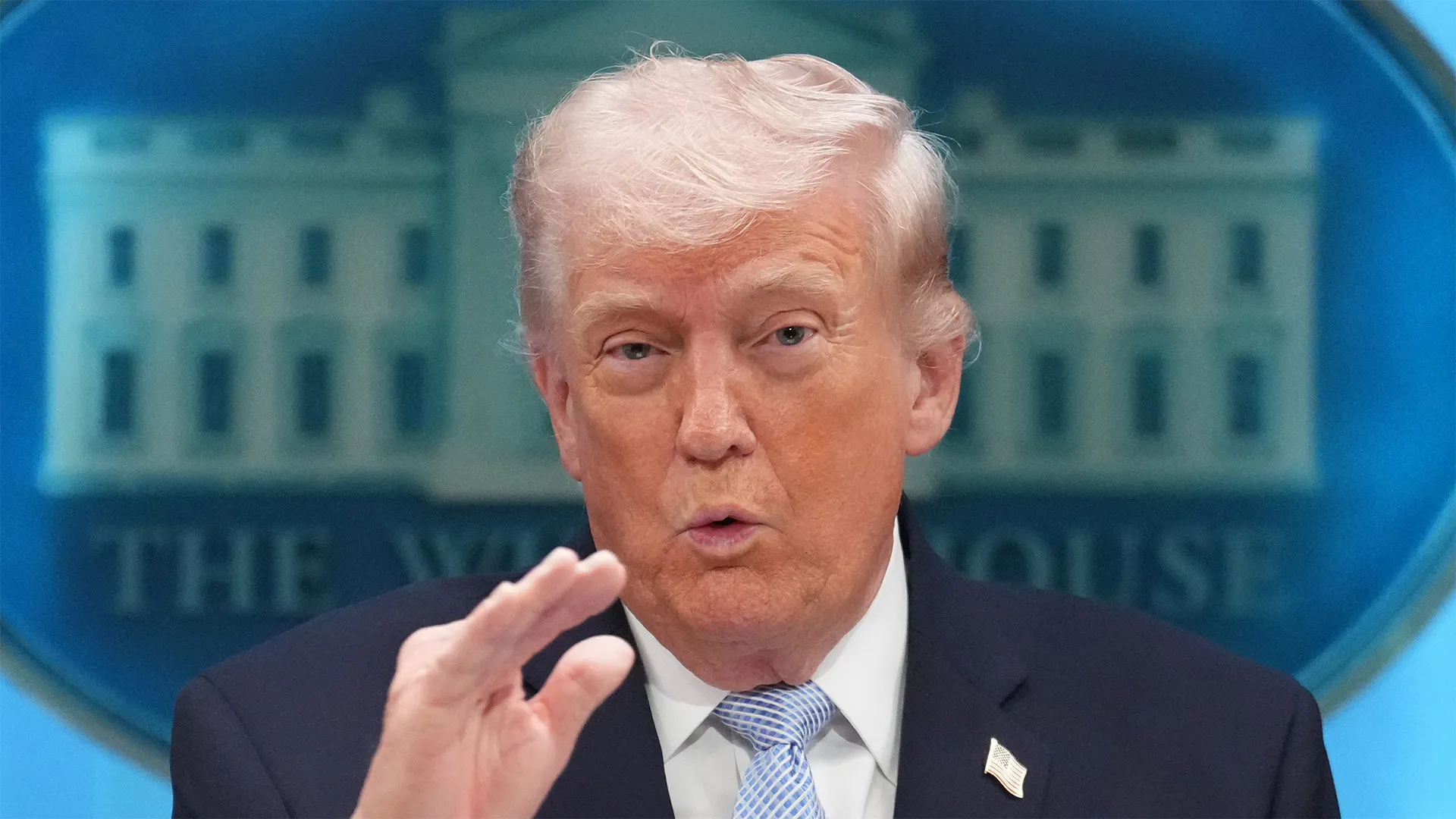 donald trump white house clean 1775685549.webp.webp