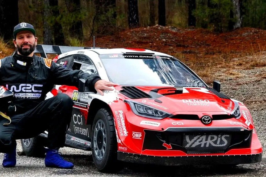 garage avenger toyota gr yaris rally1 wrc half scale replica 1 copy 1024x576.jpg
