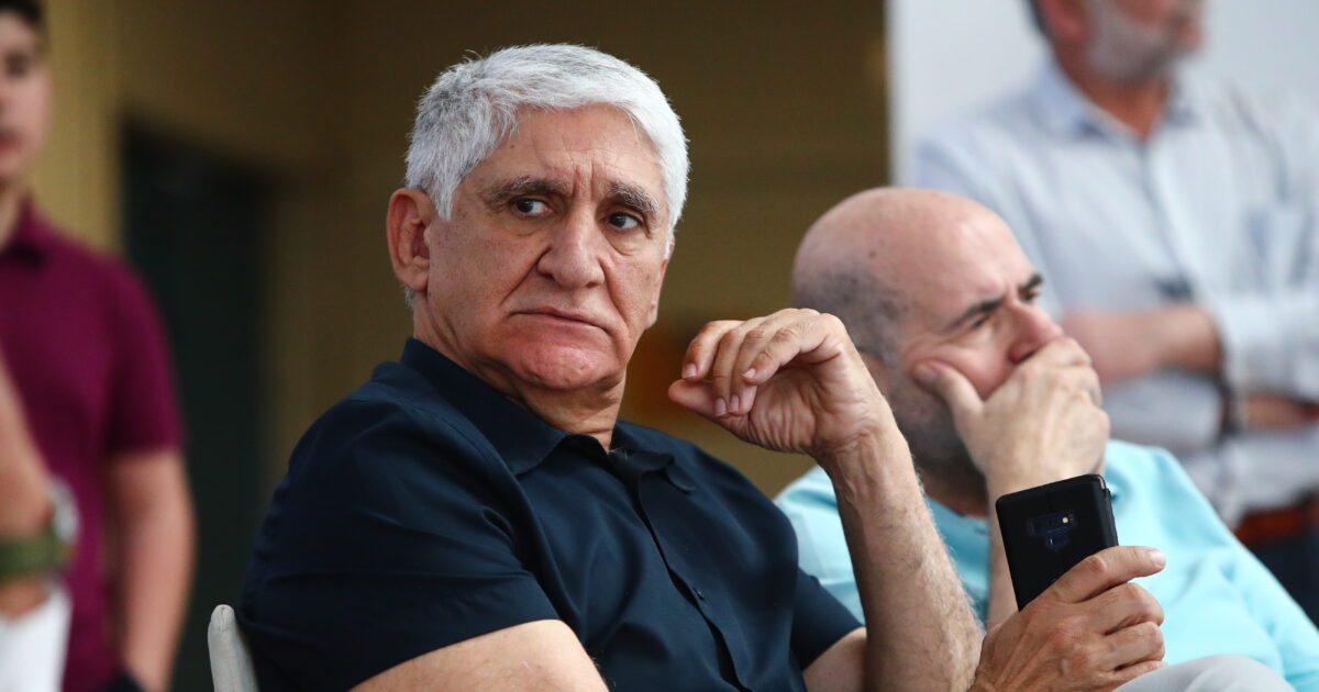 giannakis 1200x630.jpg