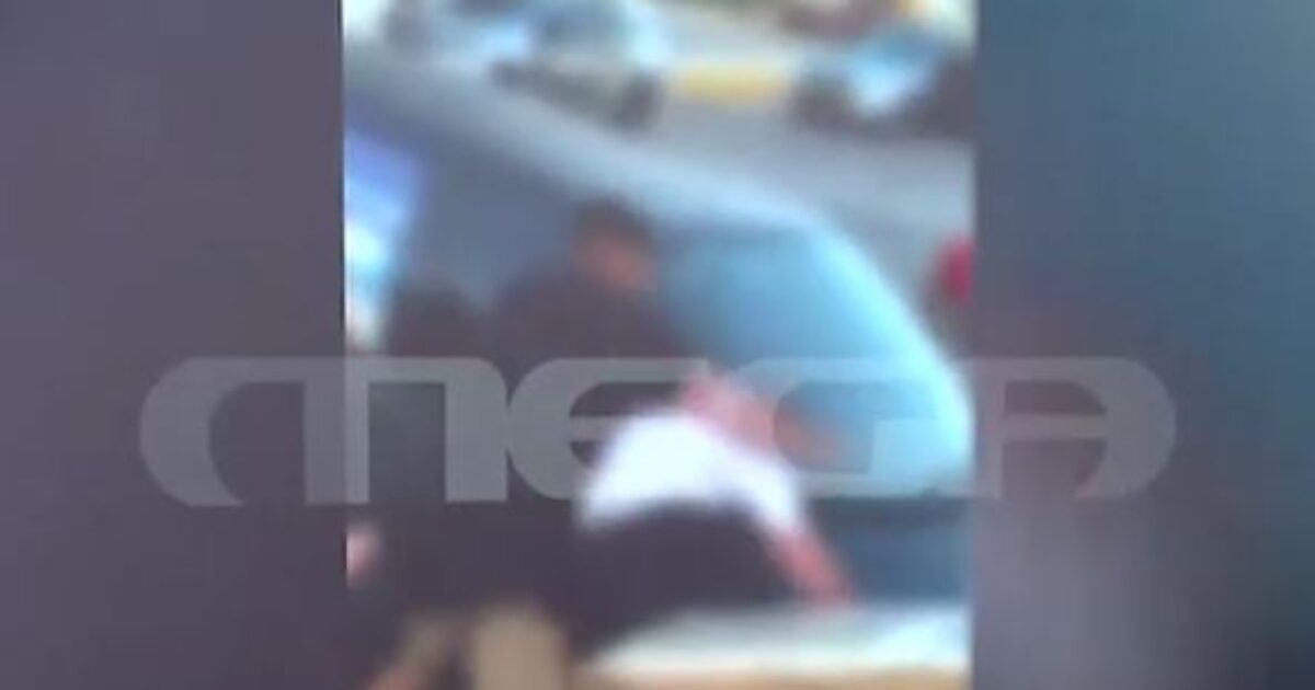 ksylodarmos anilikoi kyklades 1 1200x630.jpg