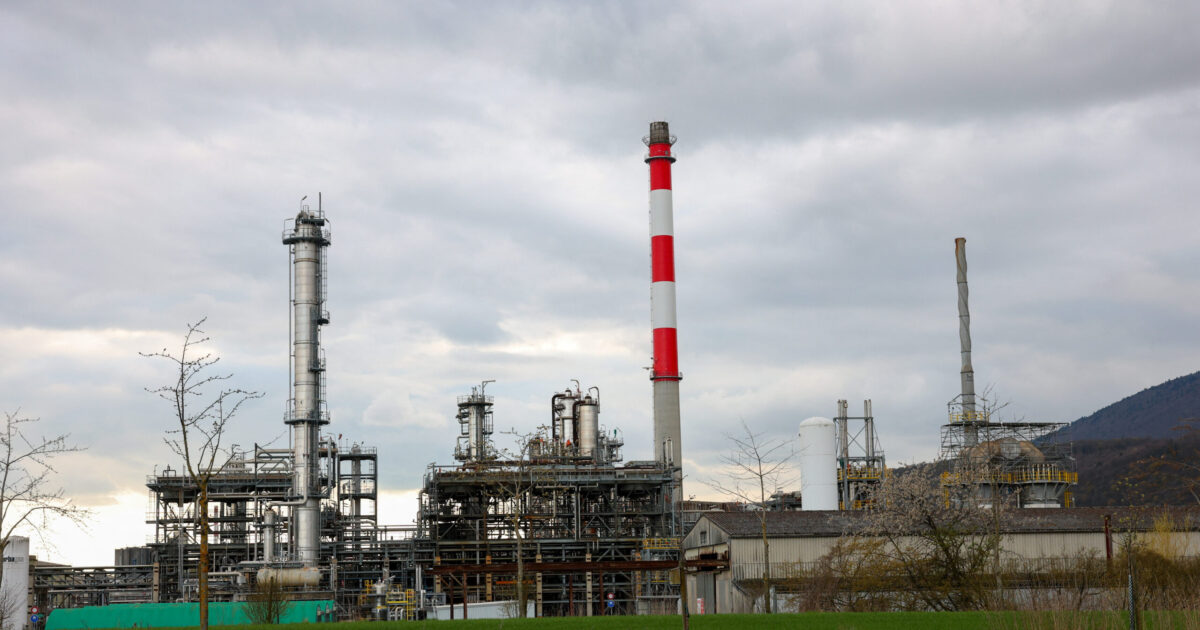 oil industry 3 1200x630.jpg