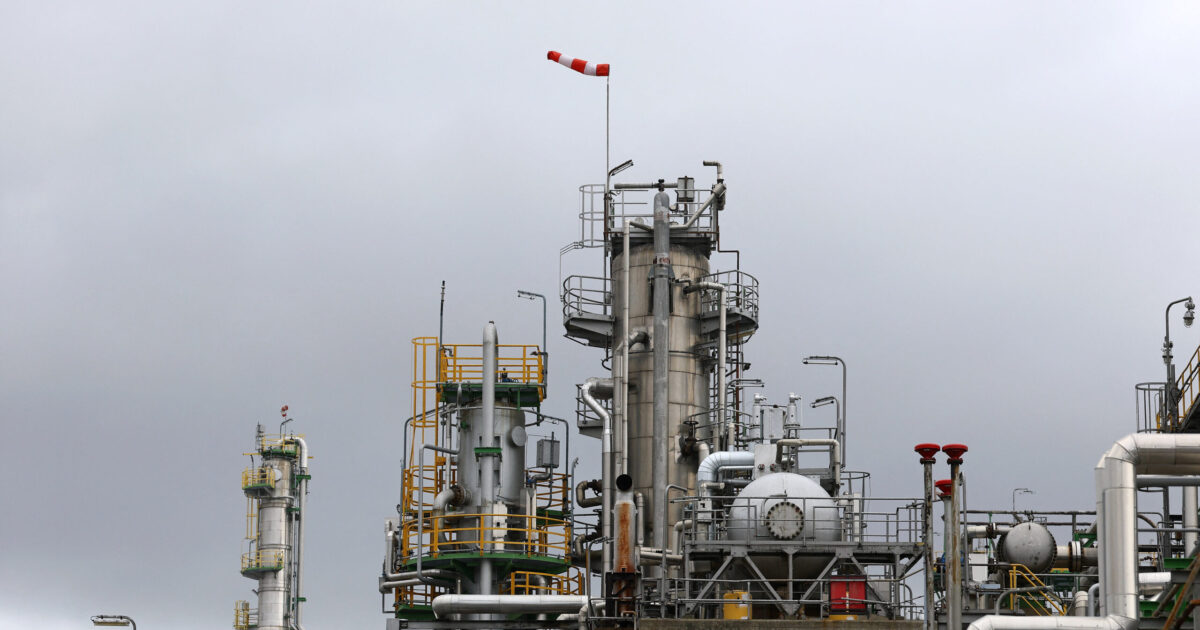 oil industry 6 1200x630.jpg