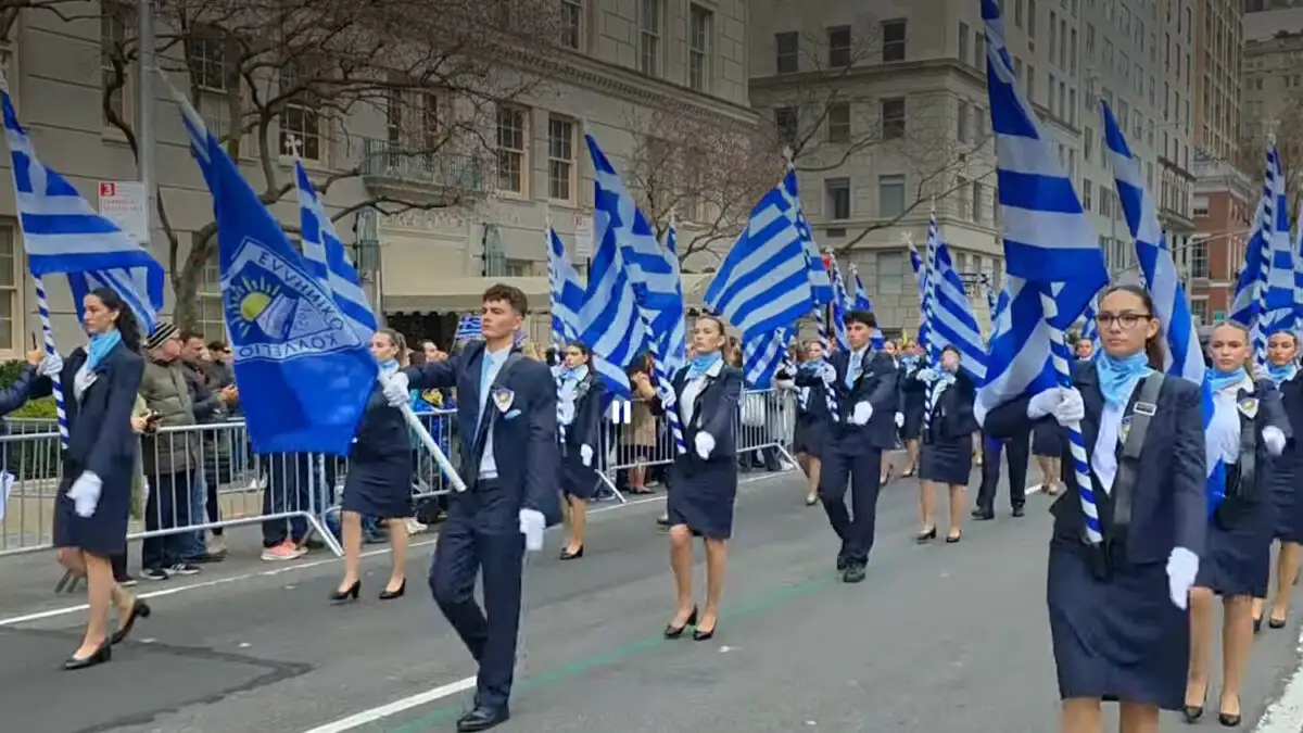 parelasi new york 1200x675 1.webp.webp