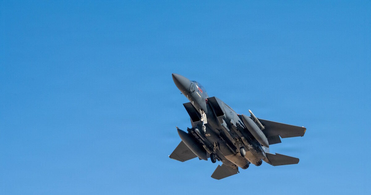 f15 aircraft 1200x630.jpg