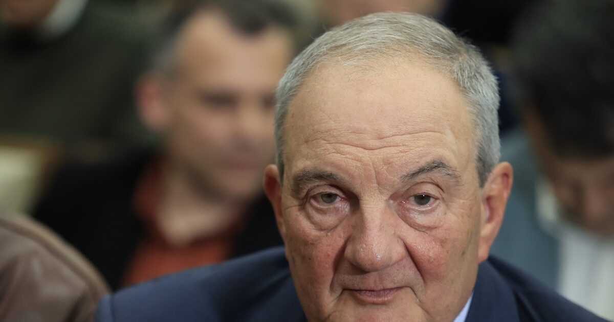 karamanlis 1200x630.jpg