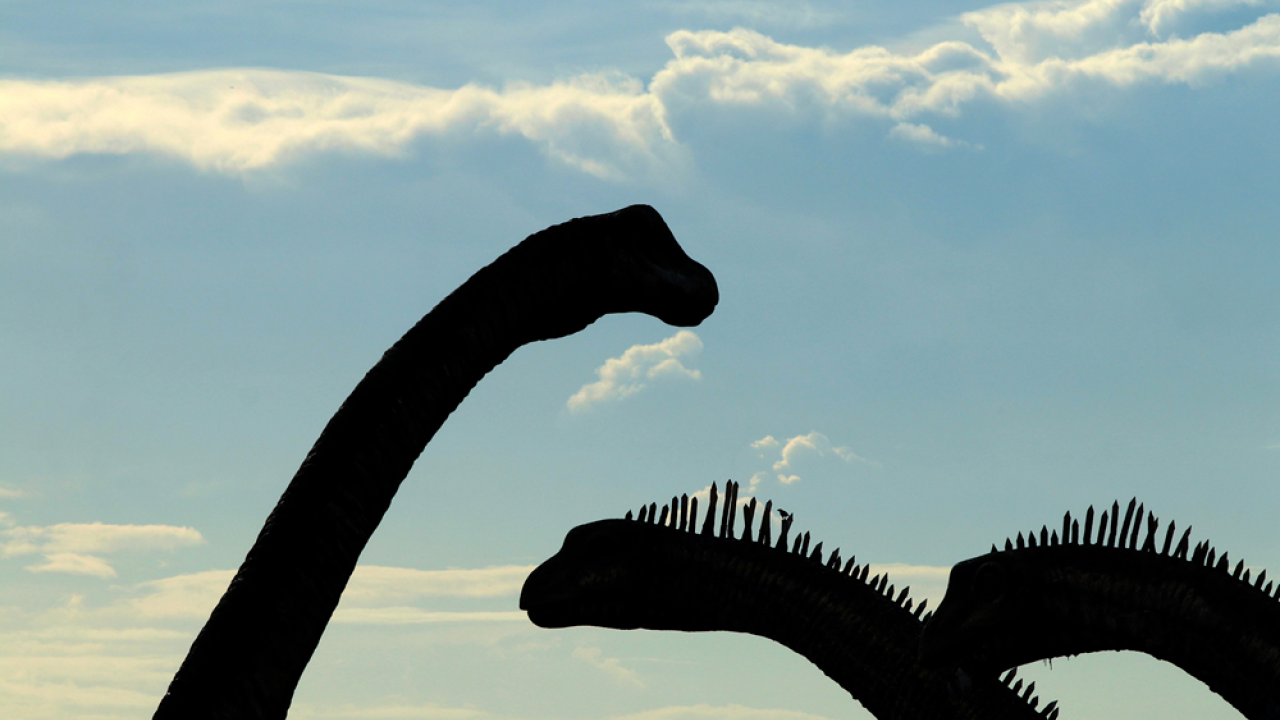 shutterstock dinosavros.png