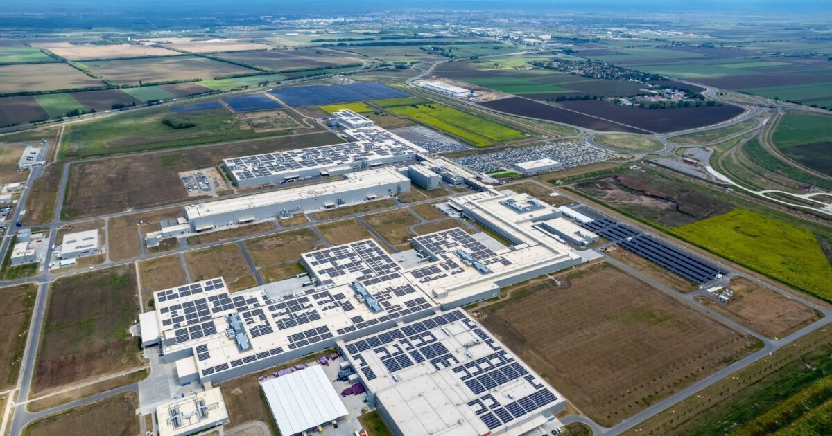 bmw plant debrecen 01 1200x630.jpg