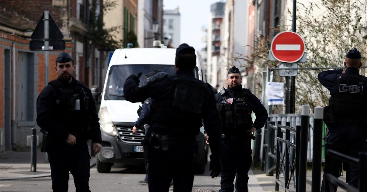 france police 1200x630.jpg