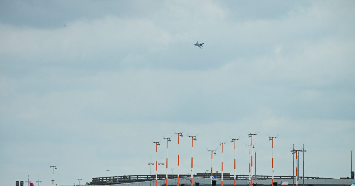 hamburg airport reuters 1200x630.jpg