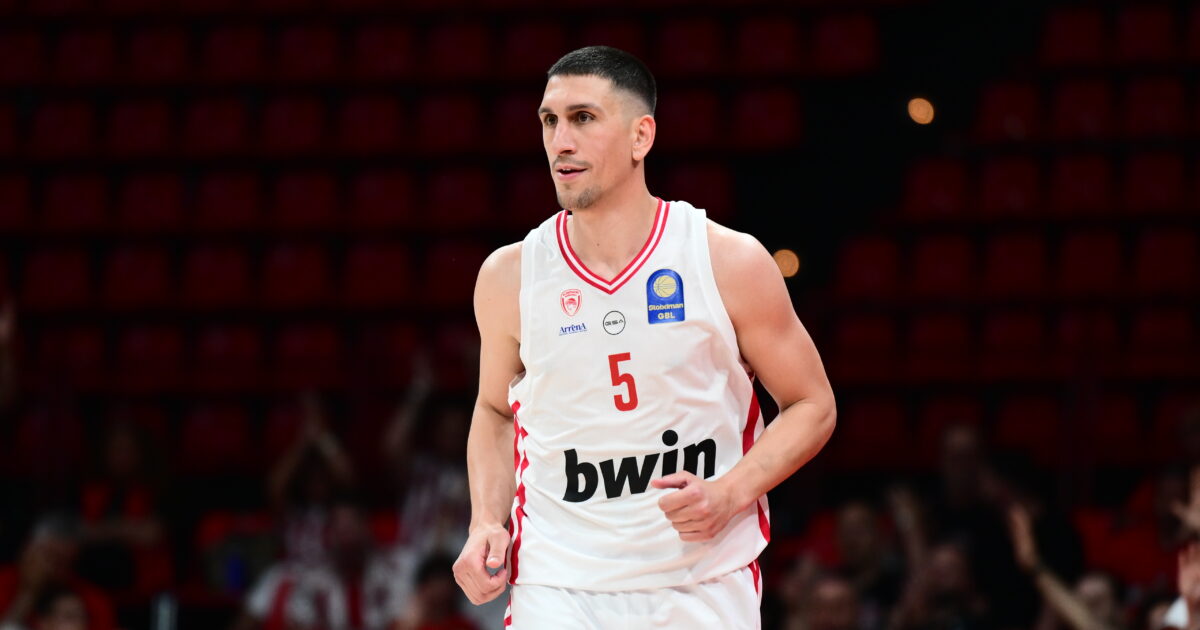 larentzakis 1200x630.jpg