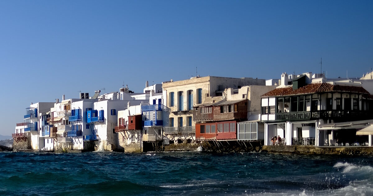 mukonos 1200x630.jpg