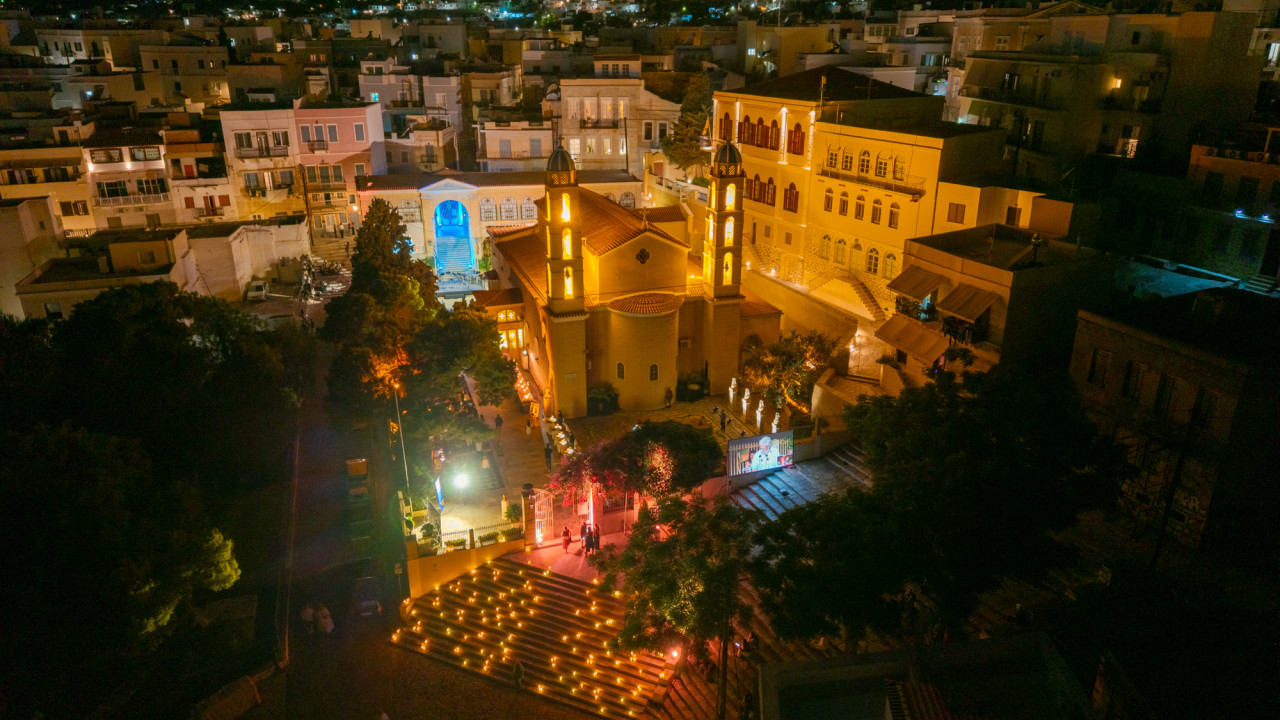 syros dimos 200xroniaermoupoli.jpg