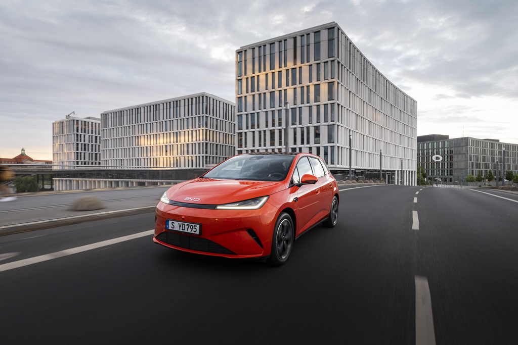 test drive byd dolphin g dm i germany .png