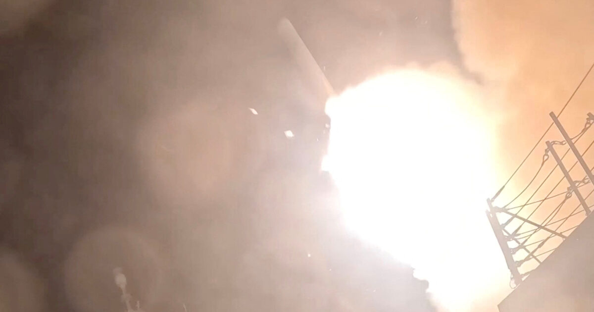 iran usa reuters 1200x630.jpg