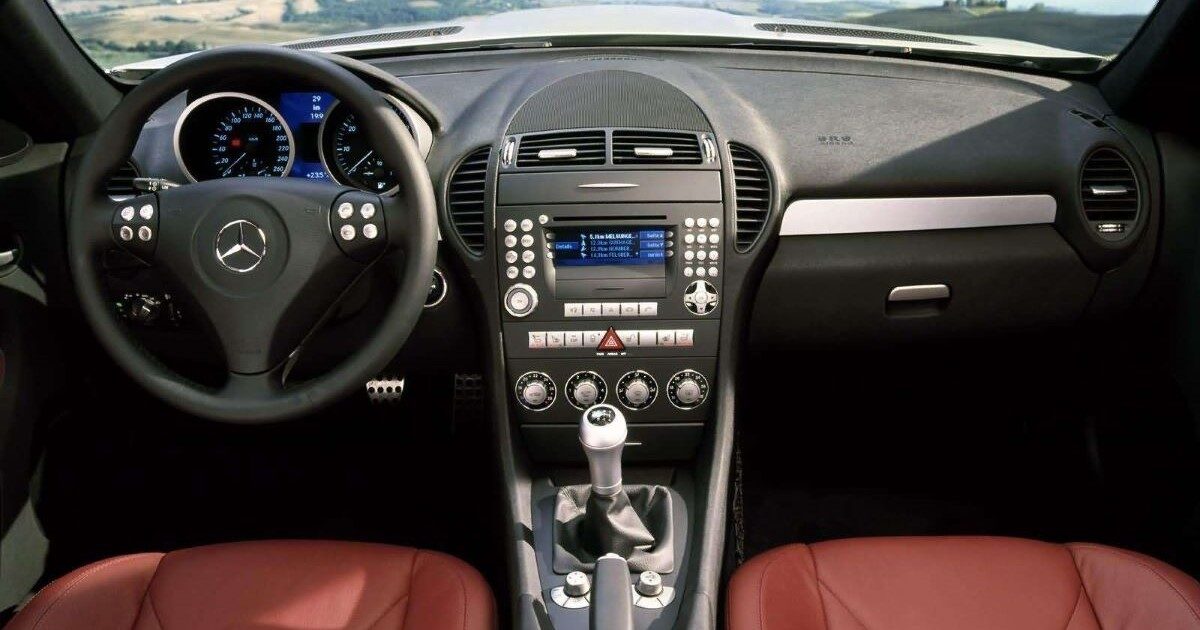 mercedes benz slk200 2005 00 1200x630.jpg