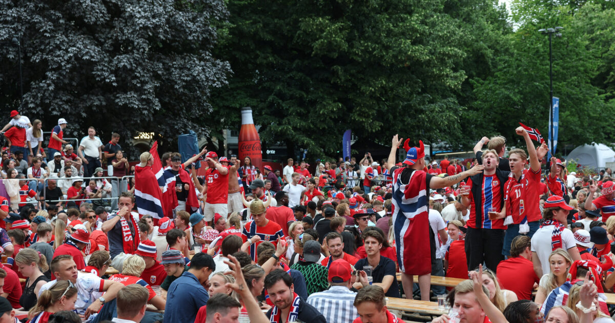 norway fans 1200x630.jpg
