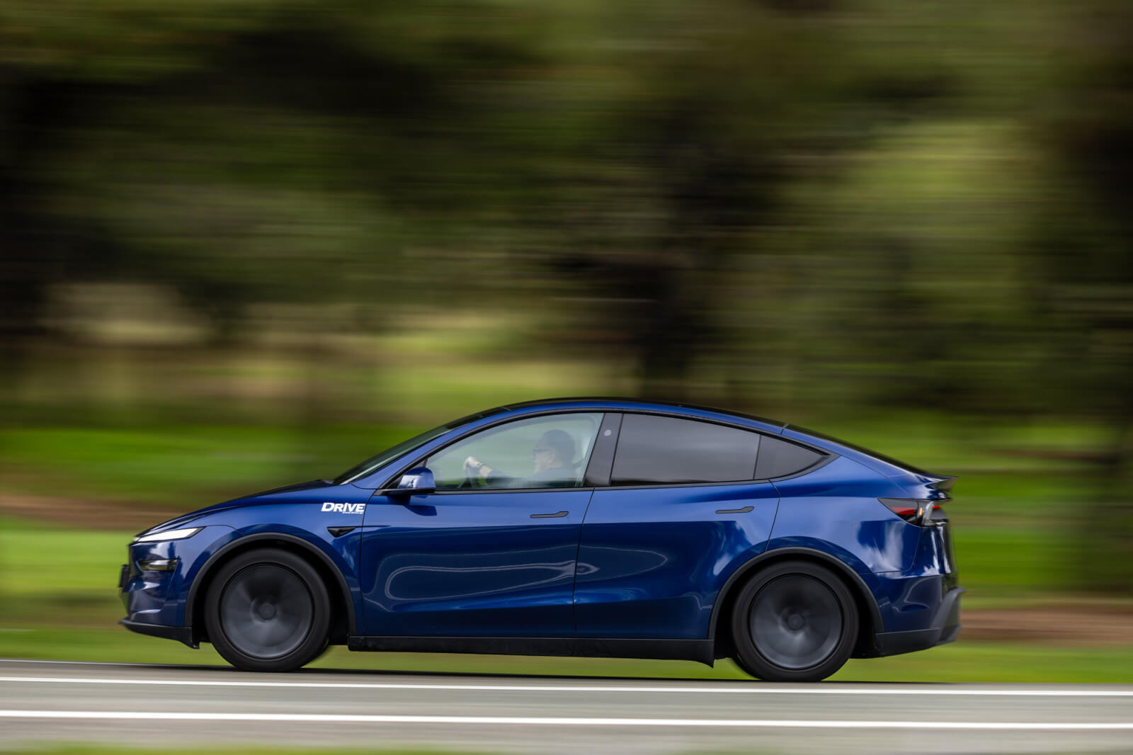 test drive tesla model y long range 2.jpg