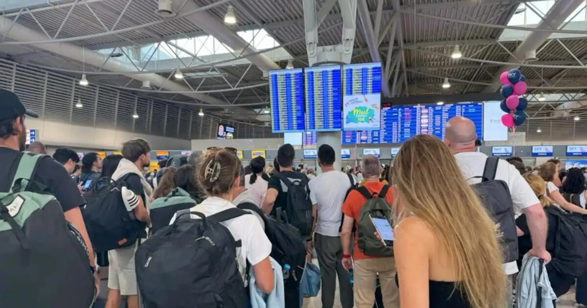 aerodromio touristes 1 1200x630.jpg