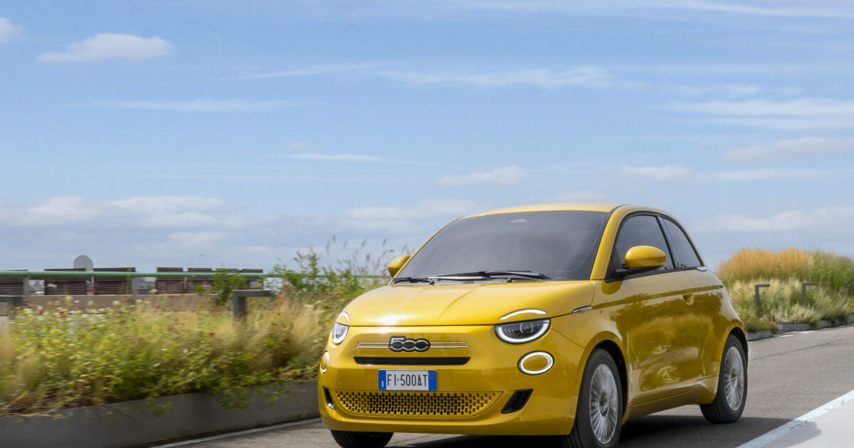 fiat 500 hybrid hatch 1200x630.jpg