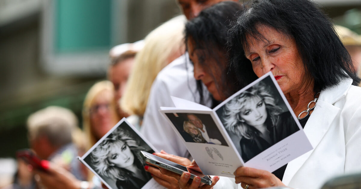 kideia bonnie tyler reuters 1200x630.jpg