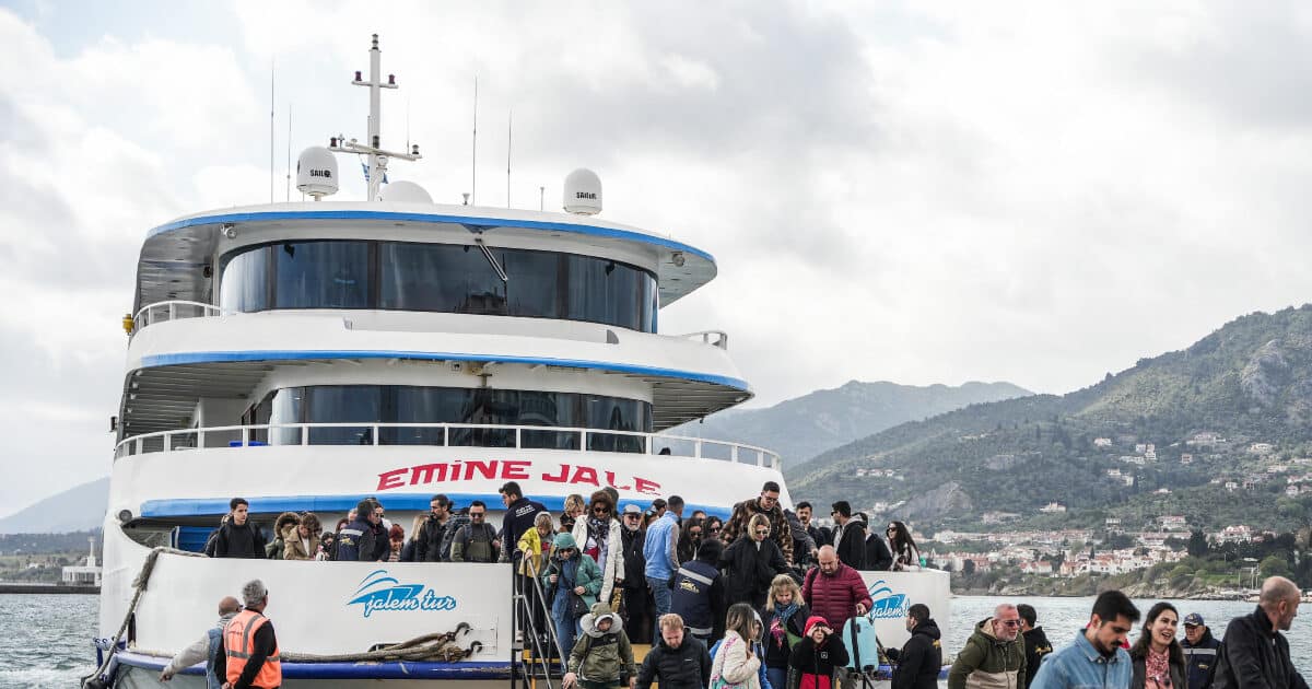 lesvos 1 1200x630.jpg