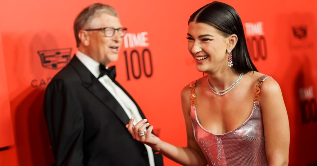 phoebe bill gates apempe 1 1200x630.jpg