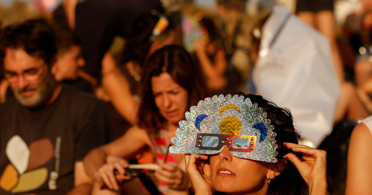 solar eclipse ispania 1 1200x630.jpg