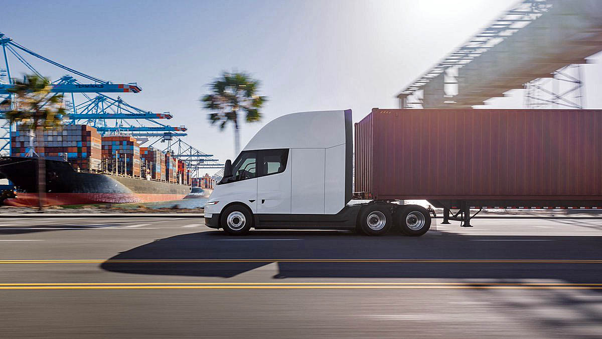 tesla semi 006.jpg