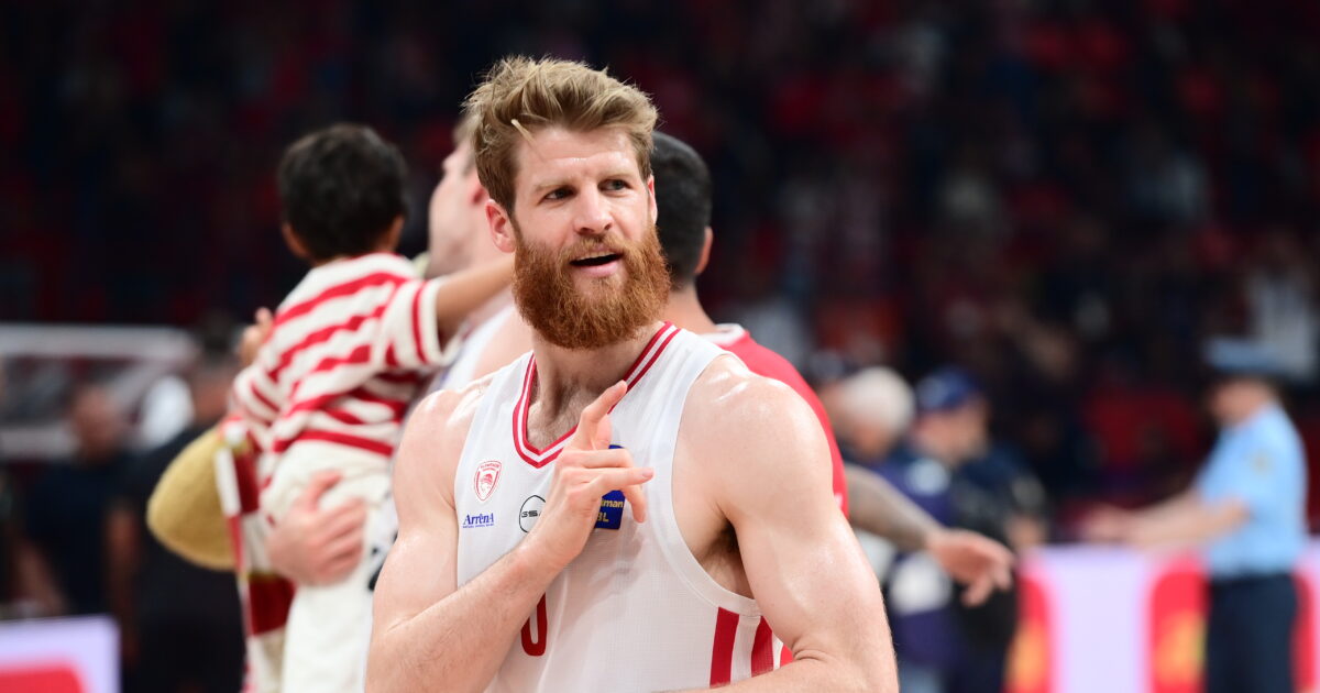 walkup olympiacos 1200x630.jpg