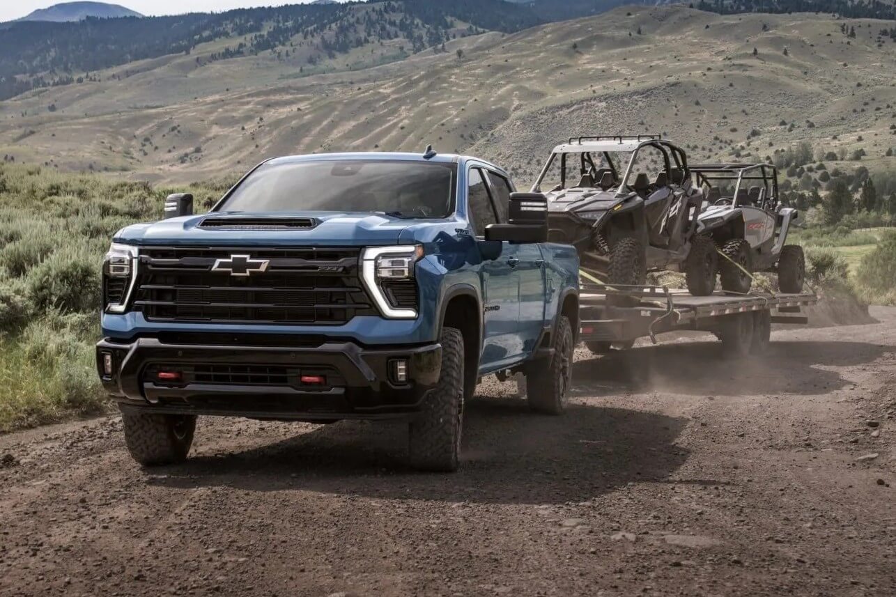 2027 gmc sierra hd hero 2 2048x1366.jpg