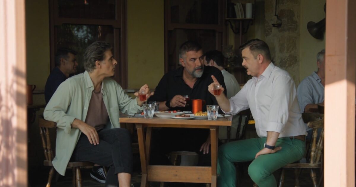 dio mavra poukamisa 1200x630.jpg